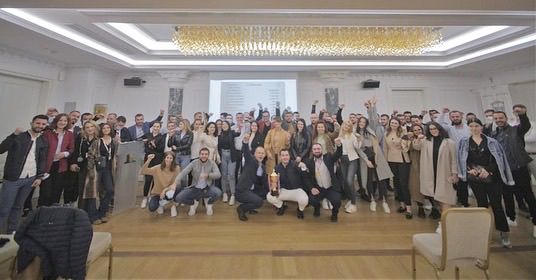 Office workspace 2016